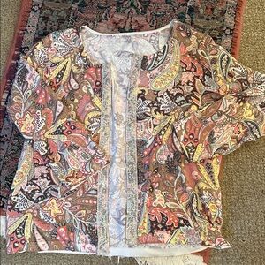 Floral Embellished cardigan with Lace Details